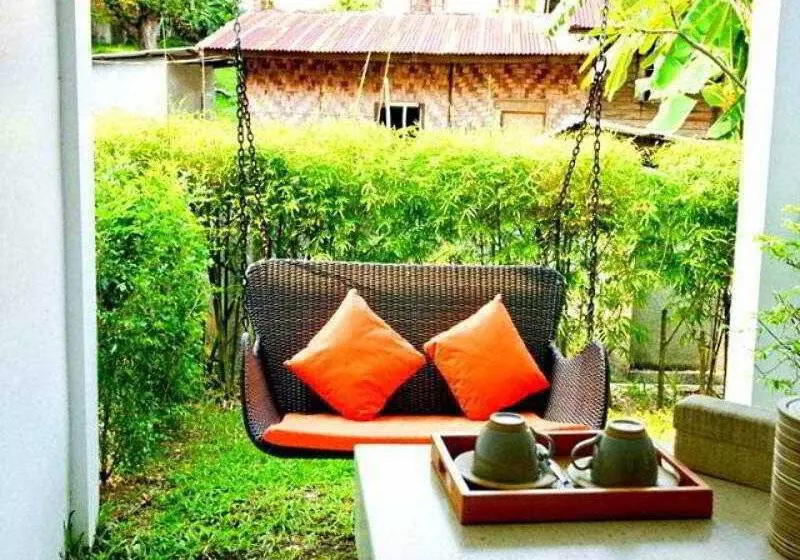 Surintra Boutique Resort