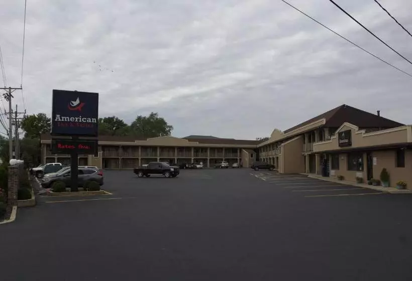 酒店 American Inn And Suites