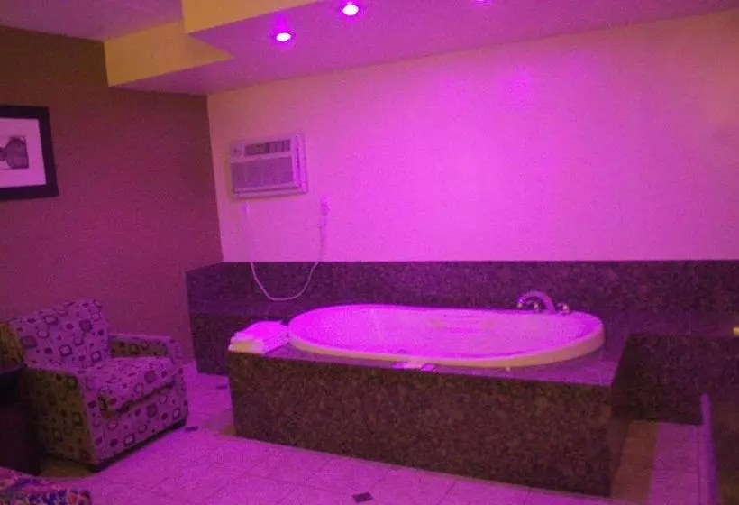 酒店 American Inn And Suites