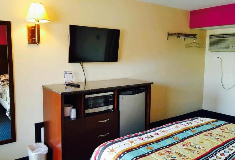 فندق American Inn And Suites