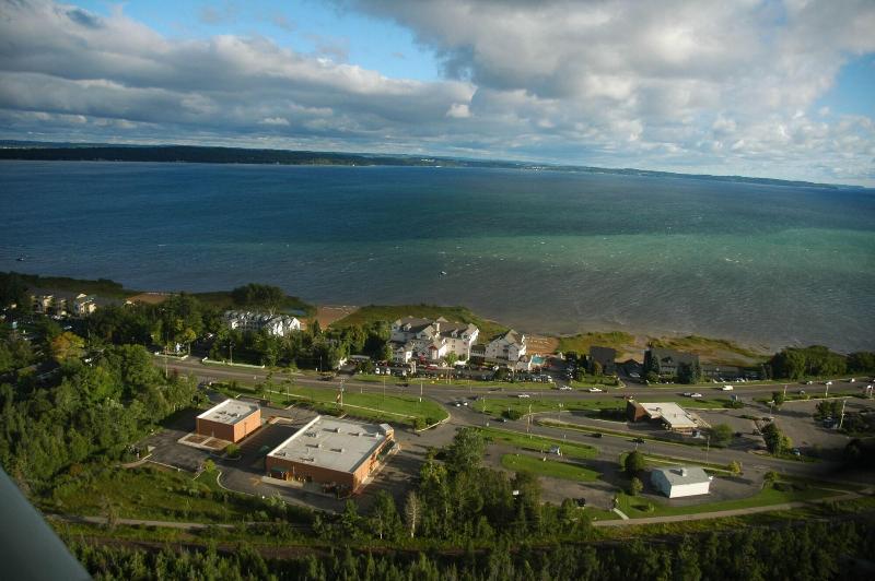 فندق Cherry Tree Inn & Suites