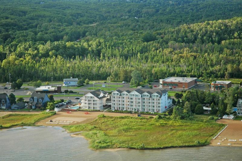 فندق Cherry Tree Inn & Suites