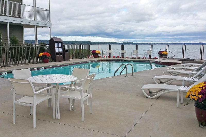 فندق Cherry Tree Inn & Suites