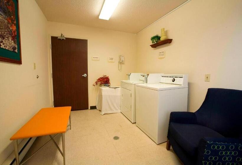 فندق Fairfield Inn & Suites Traverse City