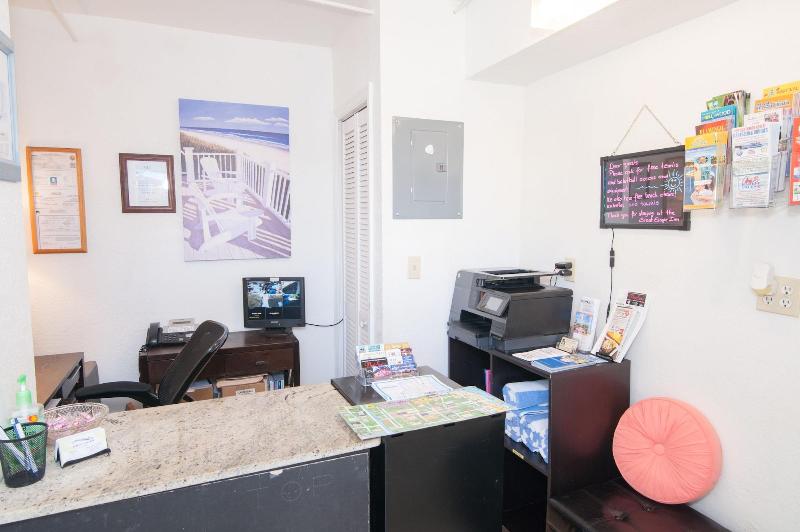 فندق Great Escape Inn By Lowkl