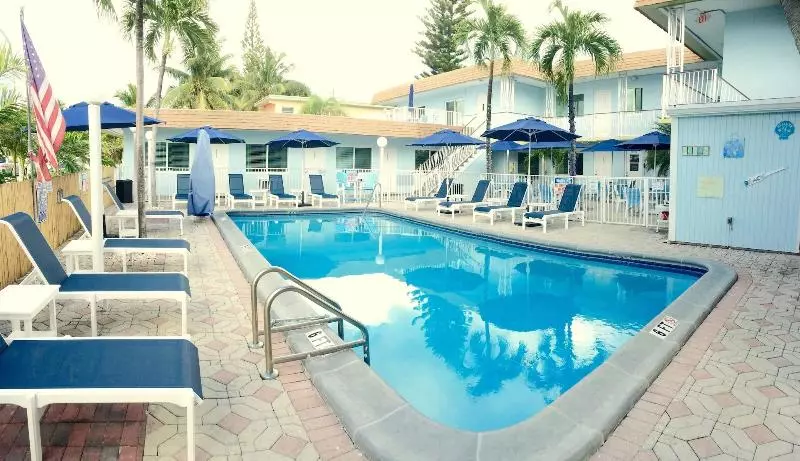 Szálloda Great Escape Inn By Lowkl