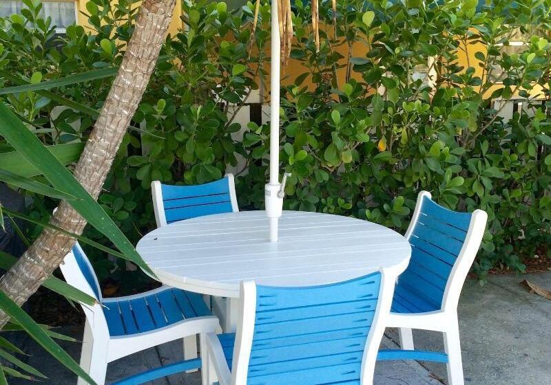 فندق Great Escape Inn By Lowkl