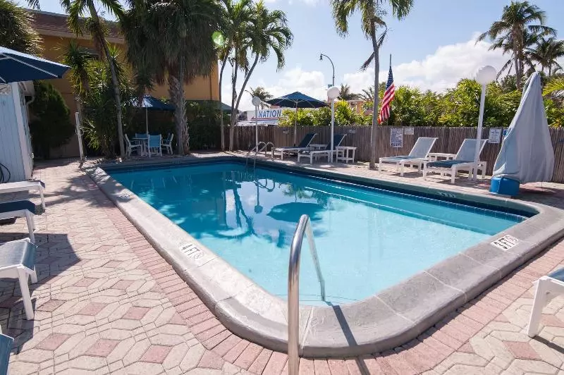 Szálloda Great Escape Inn By Lowkl