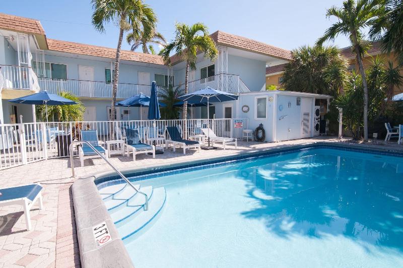 فندق Great Escape Inn By Lowkl