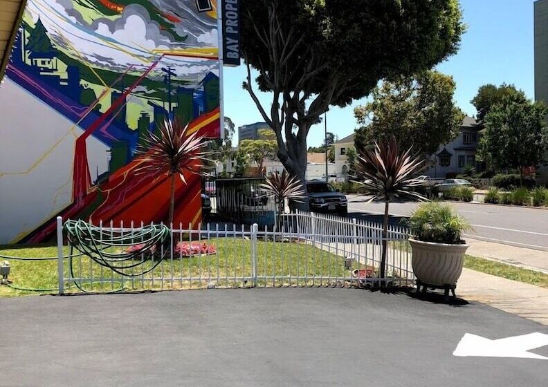 בית מלון כפרי Imperial Inn Oakland