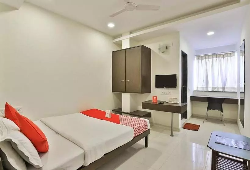 בית מלון כפרי Isher International