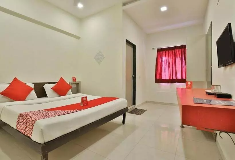 בית מלון כפרי Isher International