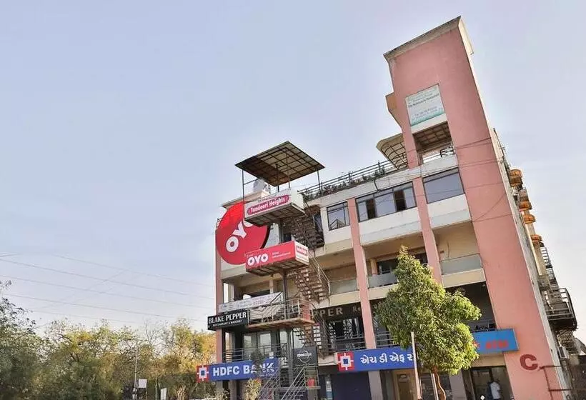 בית מלון כפרי Isher International