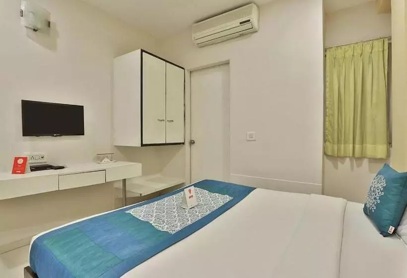 בית מלון כפרי Isher International