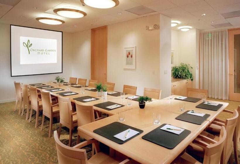 호텔 Orchard Garden