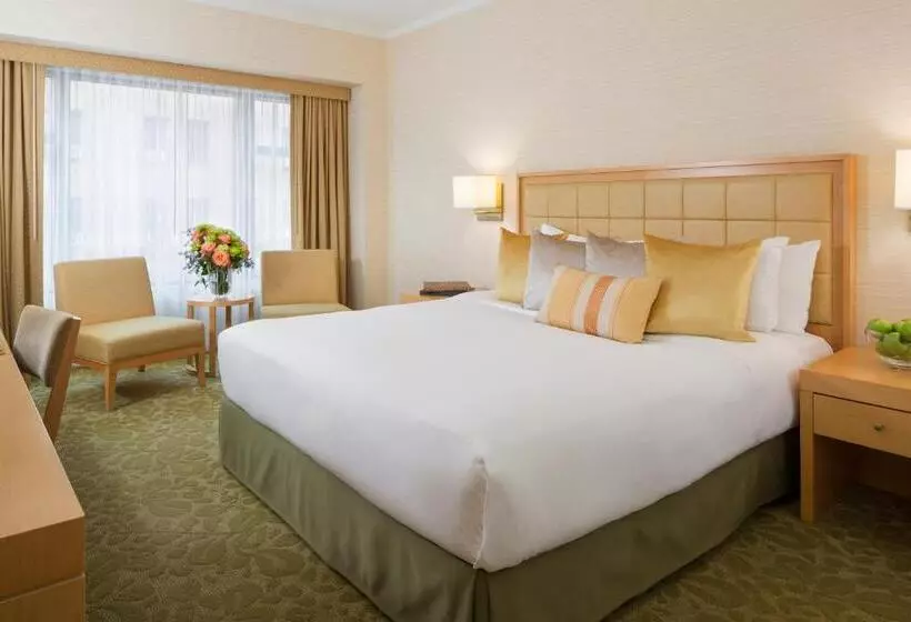 هتل Orchard Garden