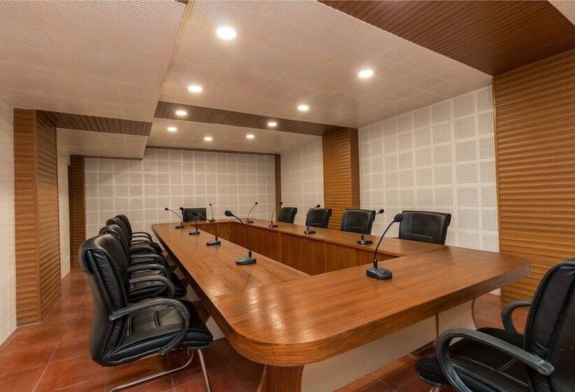 בית מלון כפרי Pacific Dehradun