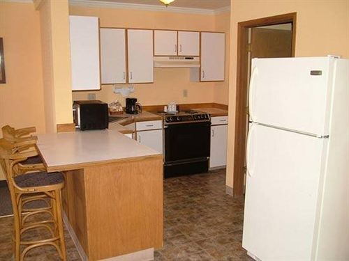 Отель Sunset Inn