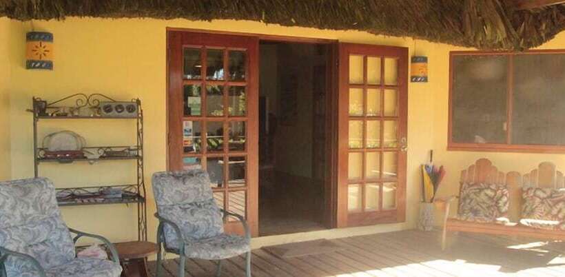 ホテル Tanager Rainforest Lodge