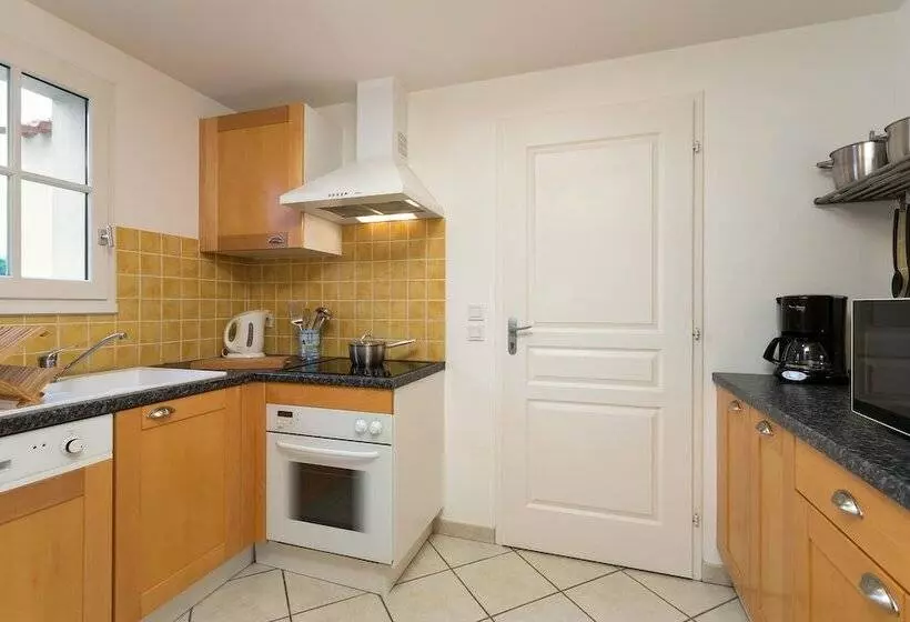 Madame Vacances Le Domaine De Vertmarines