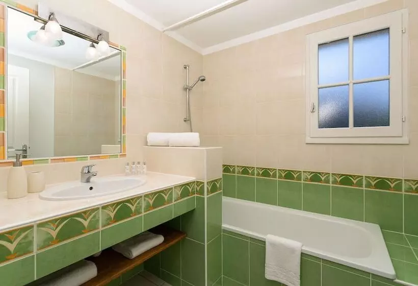 Madame Vacances Le Domaine De Vertmarines