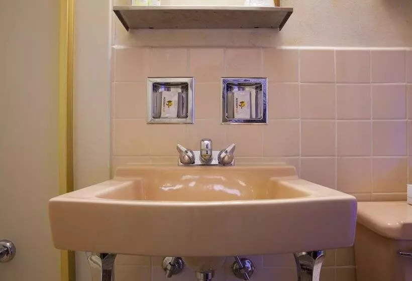 Motel Heart O Chicago