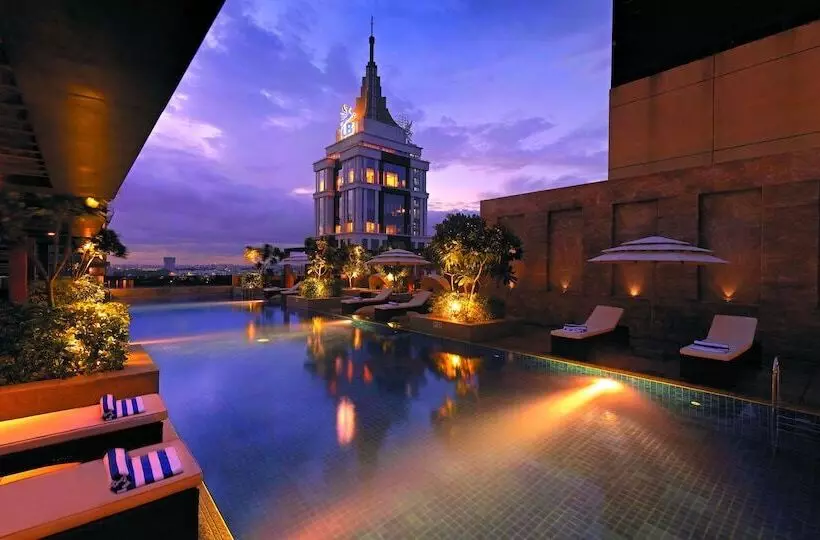 Oakwood Premier Prestige Bangalore