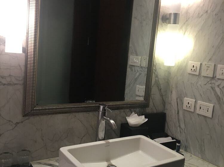 Oakwood Premier Prestige Bangalore