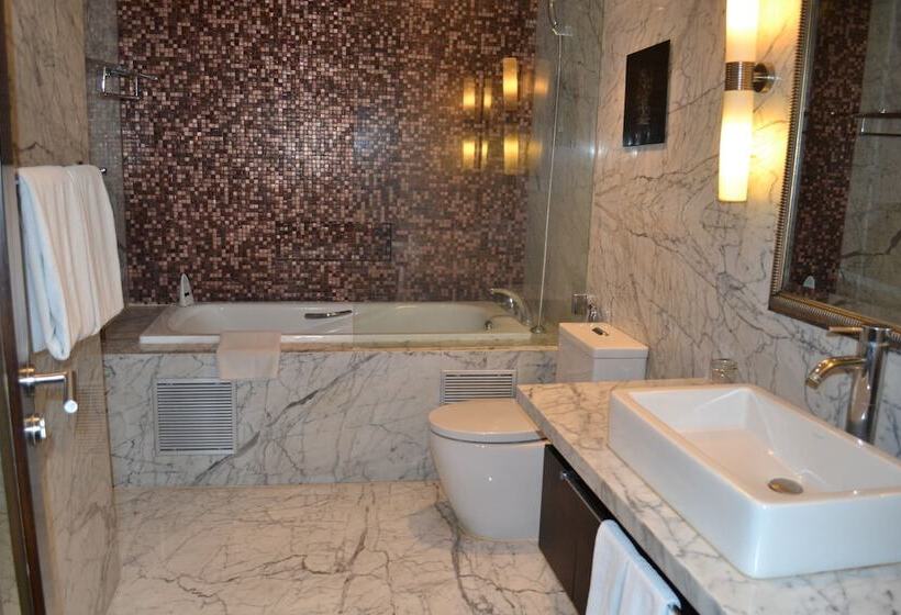 Oakwood Premier Prestige Bangalore