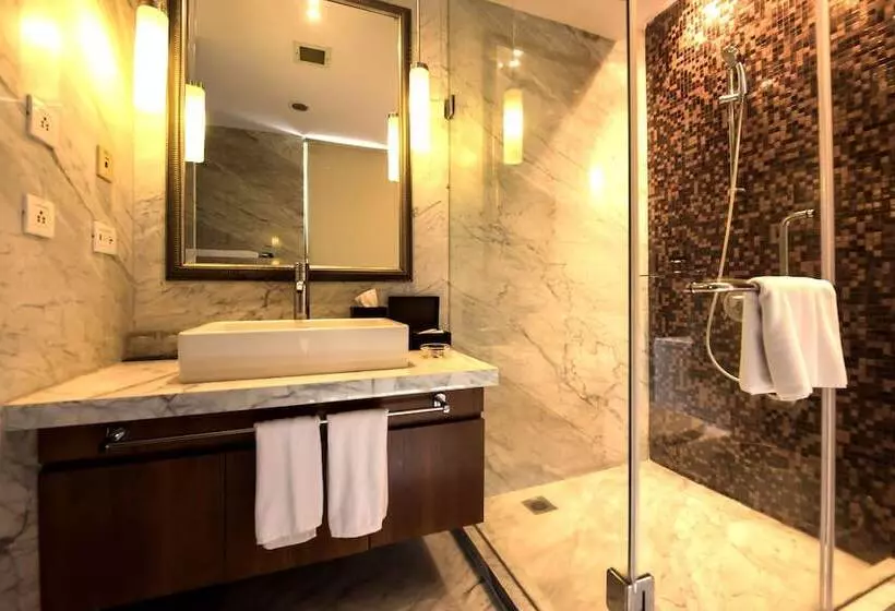 Oakwood Premier Prestige Bangalore