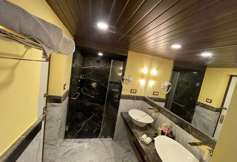 Cama Rajputana Club Resort, Mount Abu