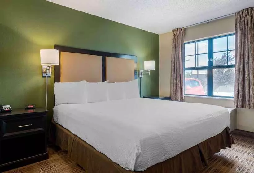 Extended Stay America Suites  Chicago  Gurnee