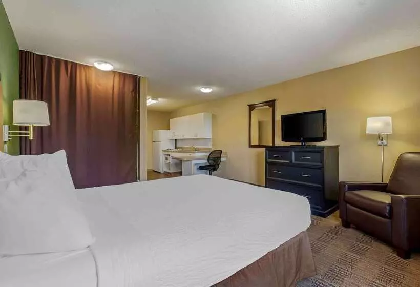 Extended Stay America Suites  Chicago  Gurnee