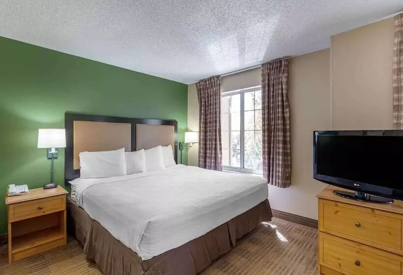 Extended Stay America Suites Los Angeles Glendale
