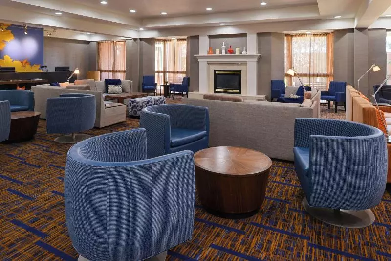 호텔 Courtyard By Marriott Milwaukee North/brown Deer