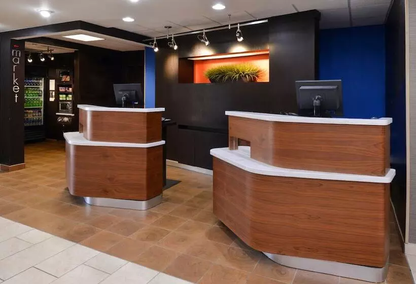 호텔 Courtyard By Marriott Milwaukee North/brown Deer