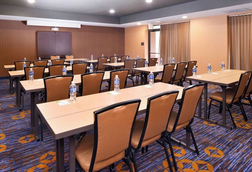 酒店 Courtyard By Marriott Milwaukee North/brown Deer