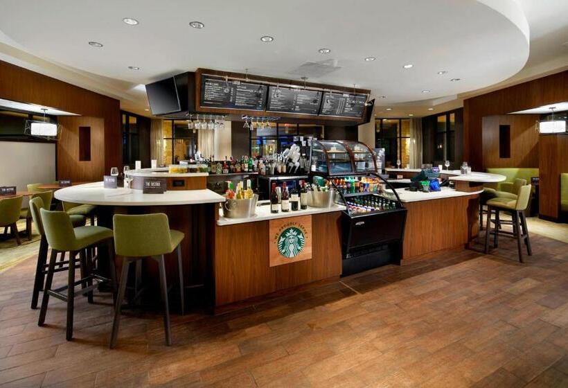 호텔 Courtyard By Marriott San Antonio Six Flags At The Rim