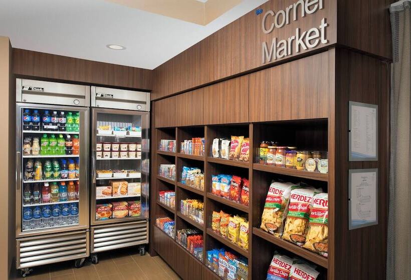 فندق Fairfield Inn & Suites By Marriott Albuquerque Airport