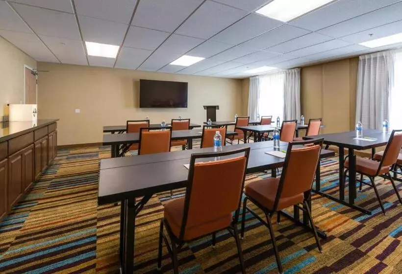 호텔 Fairfield Inn & Suites By Marriott Fort Myers Cape Coral