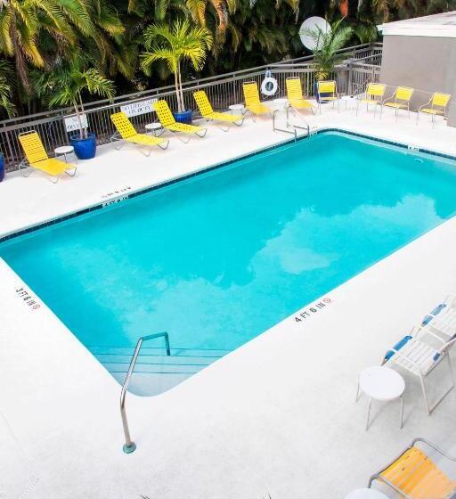 בית מלון כפרי Fairfield Inn & Suites By Marriott Fort Myers Cape Coral