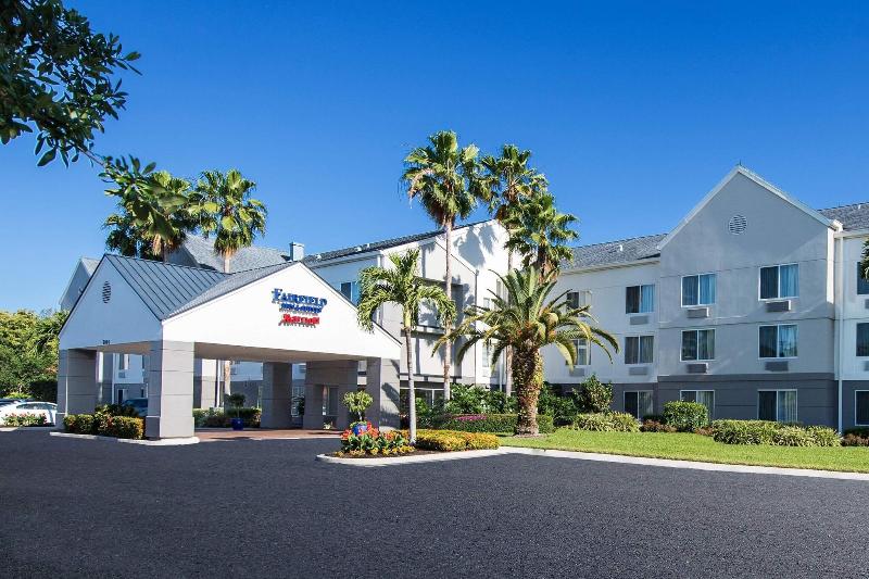 בית מלון כפרי Fairfield Inn & Suites By Marriott Fort Myers Cape Coral