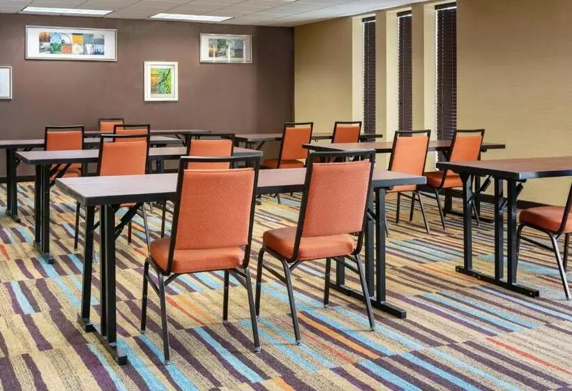 ホテル Chester Inn & Suites