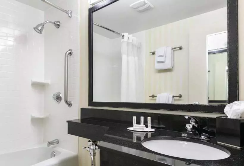 ホテル Chester Inn & Suites