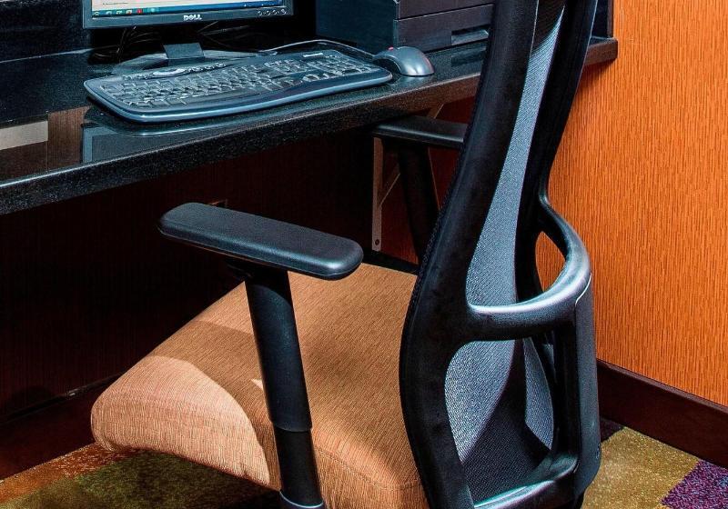 فندق Fairfield Inn & Suites By Marriott Dayton South