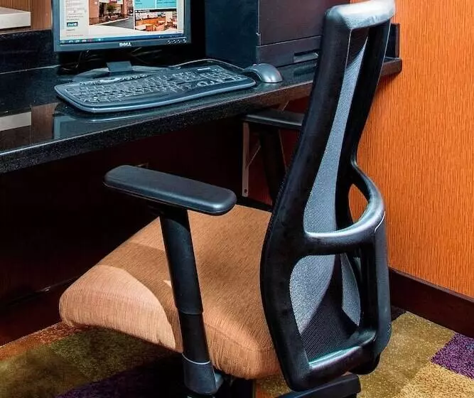 فندق Fairfield Inn & Suites By Marriott Dayton South