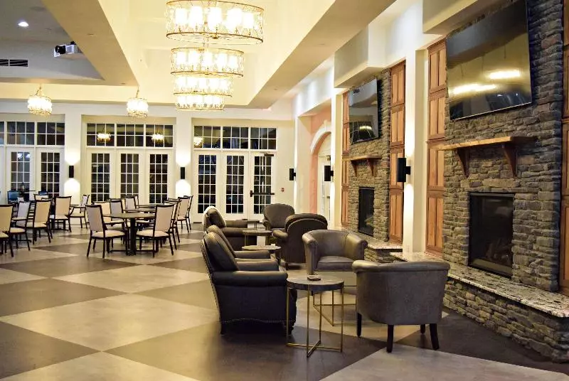 فندق Jh Adams Inn, Trademark Collection By Wyndham