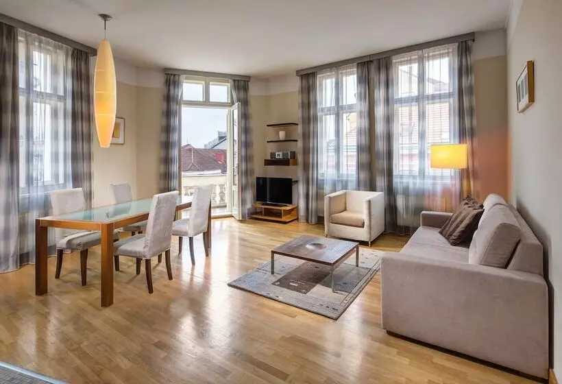 Hotelli Mamaison Residence Belgicka Prague