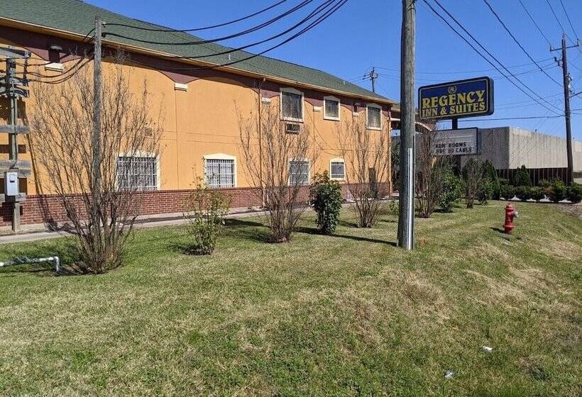 בית מלון כפרי Regency Inn And Suites Galena Park