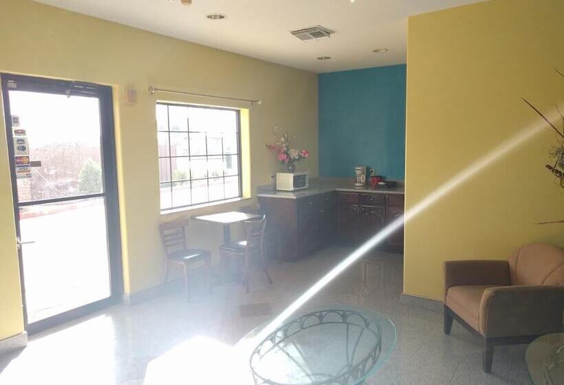 בית מלון כפרי Regency Inn And Suites Galena Park